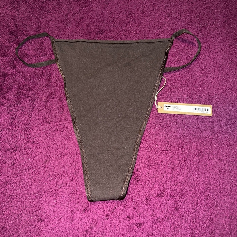 Skims Fits Everybody T-String Thong